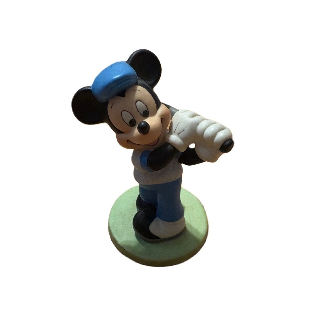 Walt Disney World Sri Lanka Mickey Mouse Golf Porcelain Figurine Ceramic